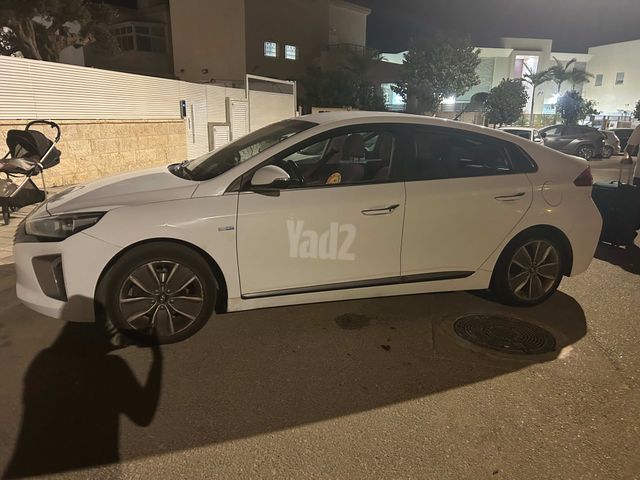 מודעת רכב יונדאי איוניק