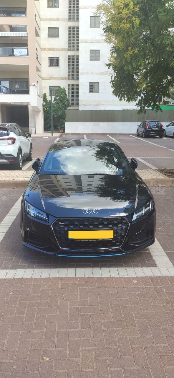 אאודי TT