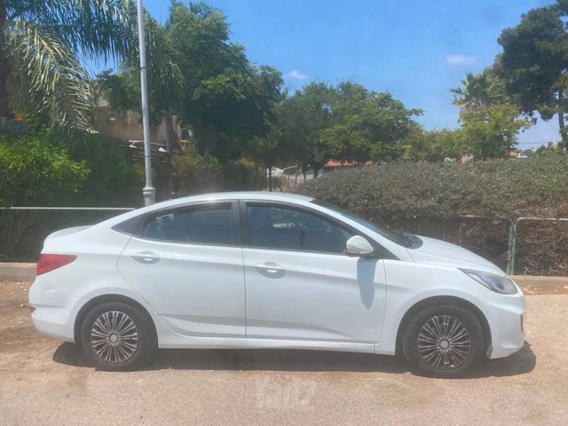מודעת רכב יונדאי אקסנט i25