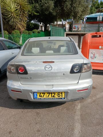 מאזדה 3