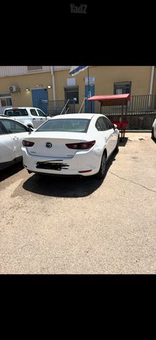 מאזדה 3