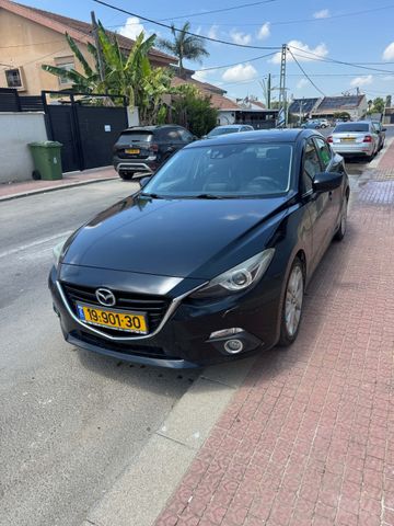 מודעת רכב מאזדה 3