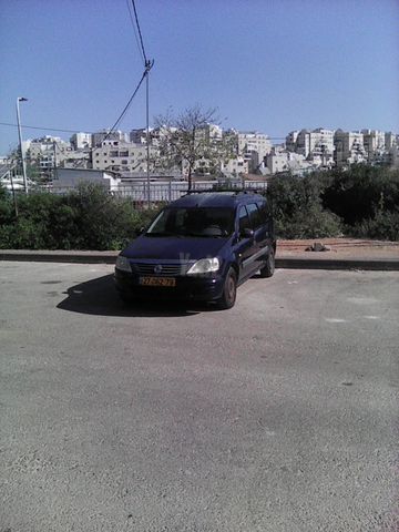 רנו לוגאן