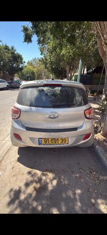 יונדאי i10