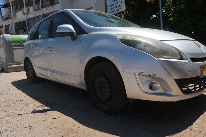 מודעת רכב רנו סניק