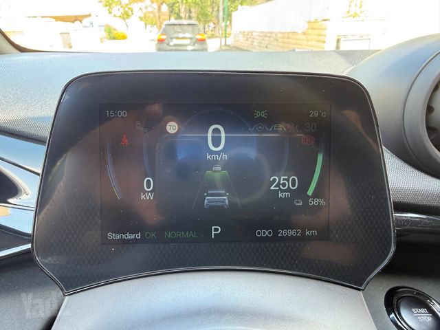 מודעת רכב בי.ווי.די דולפין