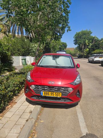 יונדאי i10