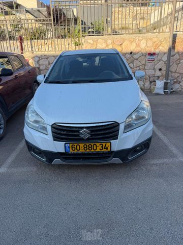 סוזוקי קרוסאובר