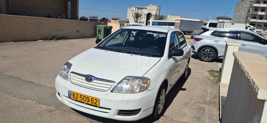 טויוטה קורולה