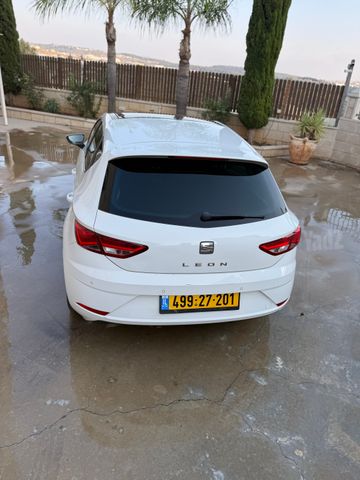 סיאט לאון