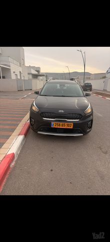 קיה נירו
