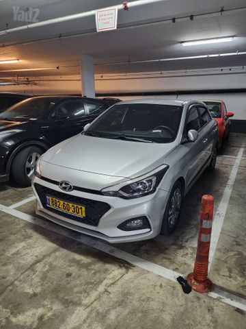 מודעת רכב יונדאי i20