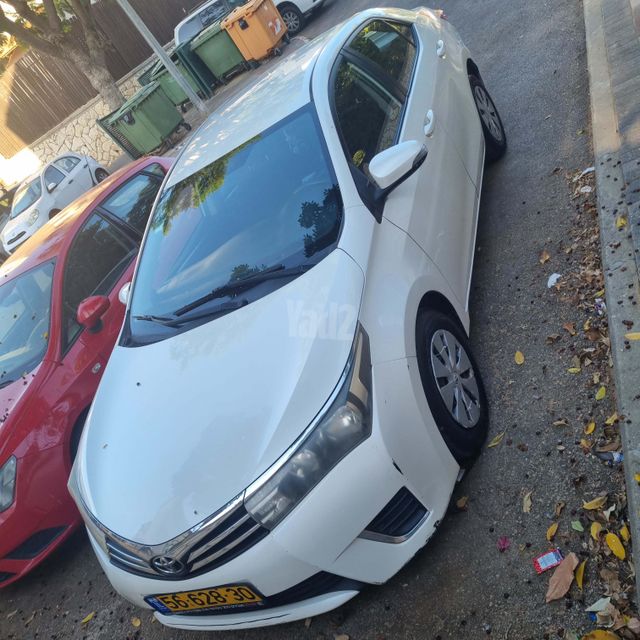 טויוטה קורולה