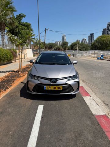 טויוטה קורולה