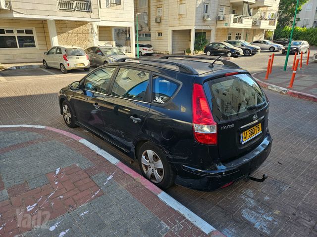 יונדאי i30