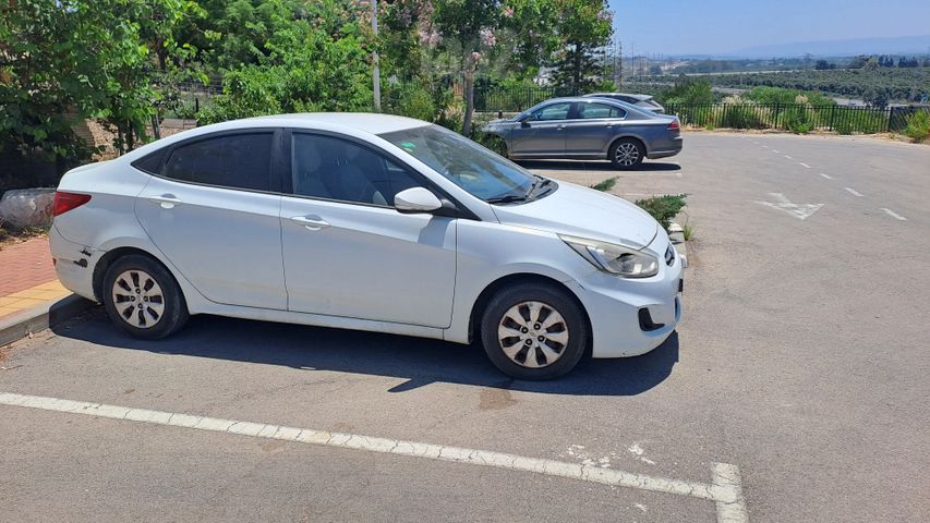 יונדאי אקסנט i25
