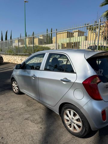 קיה פיקנטו