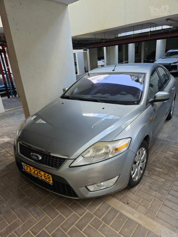 פורד מונדאו