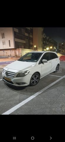 מרצדס-בנץ B-class