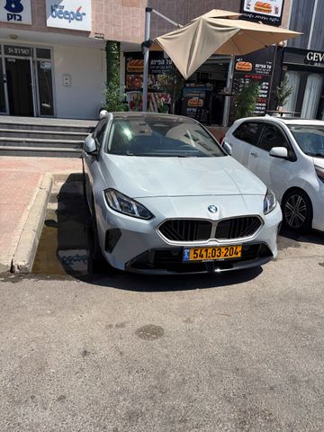 מודעת רכב ב מ וו סדרה 2