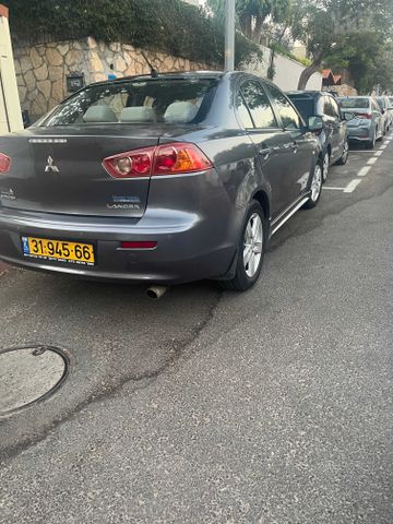 מיצובישי לנסר