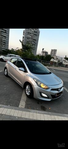 יונדאי i30
