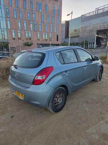 יונדאי i20