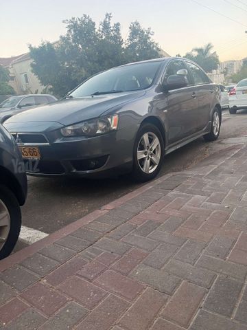 מודעת רכב מיצובישי לנסר