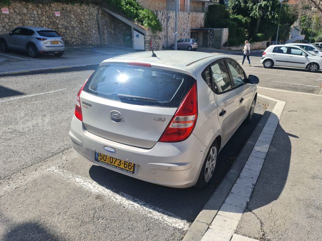 יונדאי i30