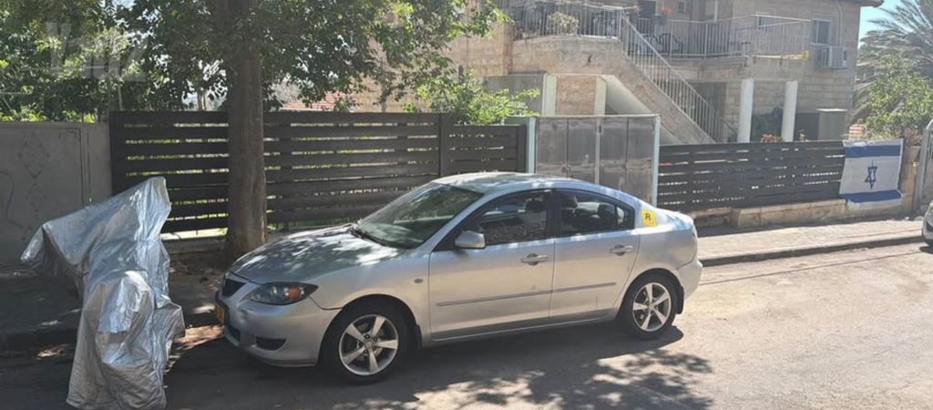 3 Comfort אוט׳ סדאן 4 דל 1.6 (105 כ״ס) [2004-2007]
