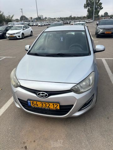 יונדאי i20