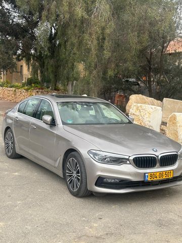 מודעת רכב ב מ וו סדרה 5