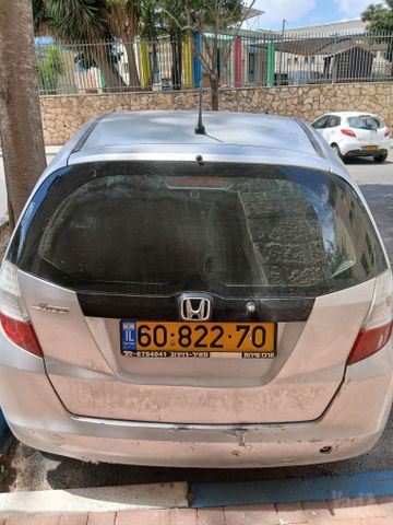 מודעת רכב הונדה ג'אז