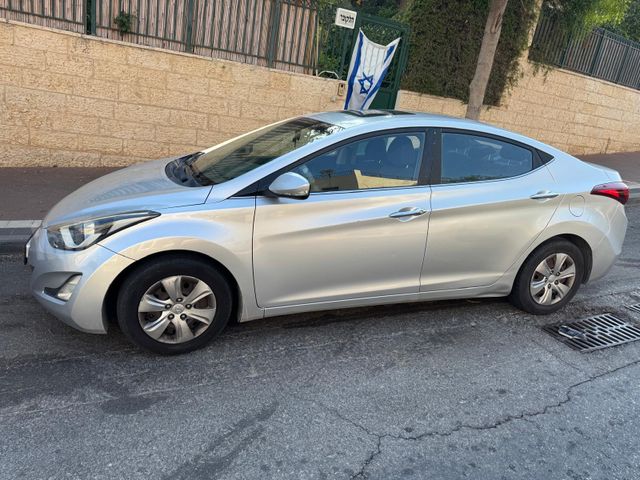יונדאי I35