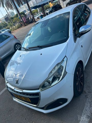 מודעת רכב פיג'ו 208