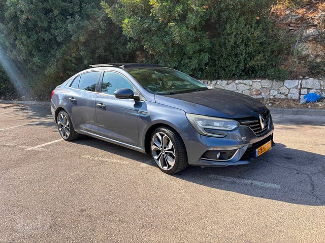 רנו מגאן