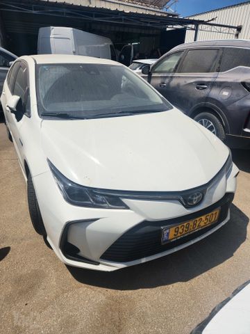 מודעת רכב טויוטה קורולה