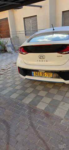 יונדאי איוניק