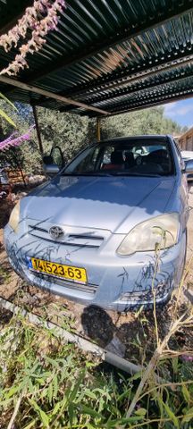 מודעת רכב טויוטה קורולה