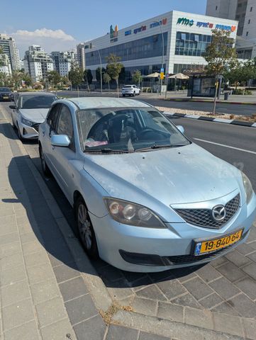 מאזדה 3