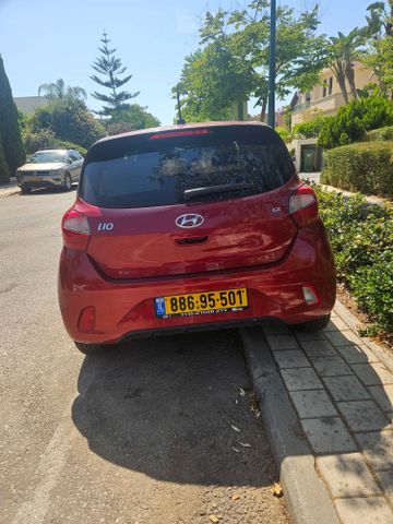 יונדאי i10