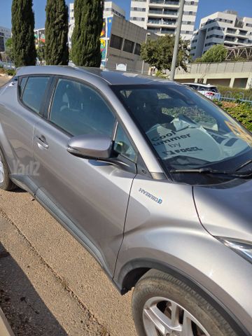טויוטה C-HR