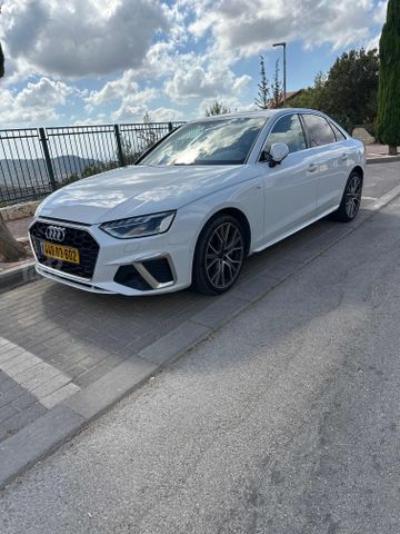 אאודי A4