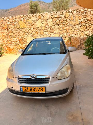 יונדאי אקסנט i25