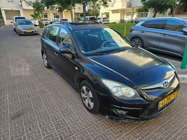 יונדאי i30