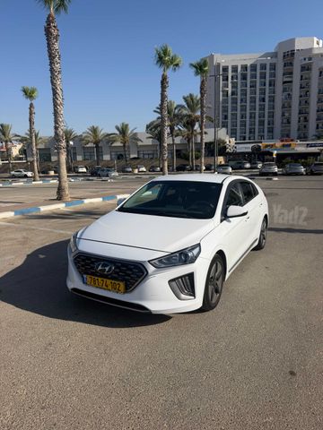 יונדאי איוניק