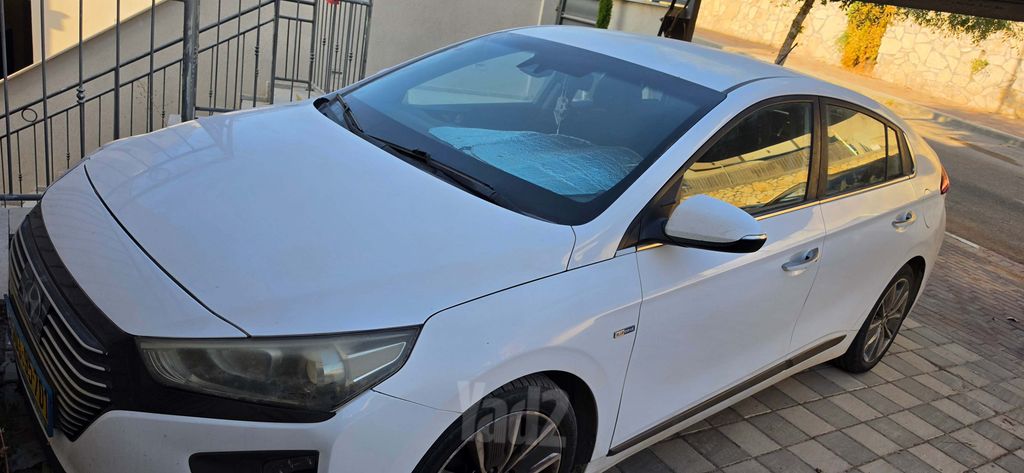 מודעת רכב יונדאי איוניק