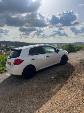 טויוטה אוריס