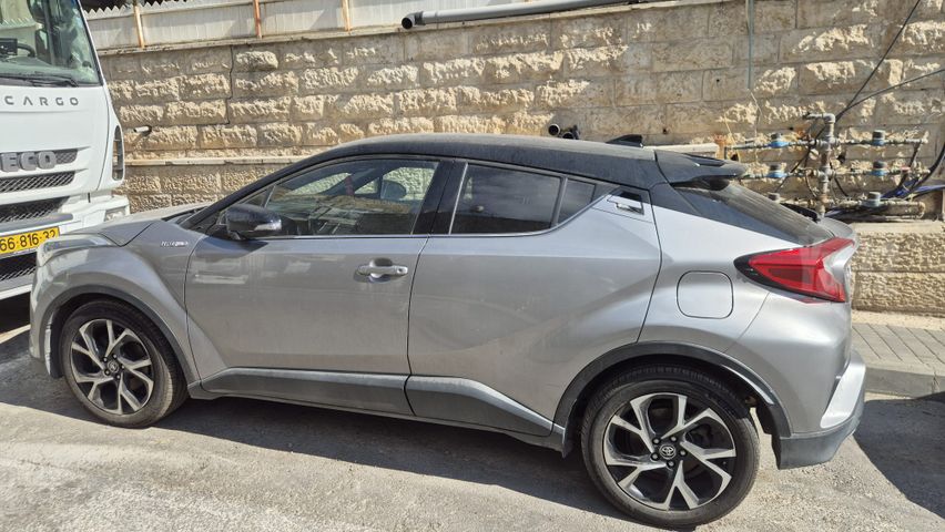 טויוטה C-HR