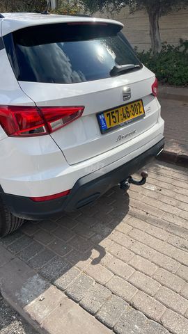 סיאט ארונה